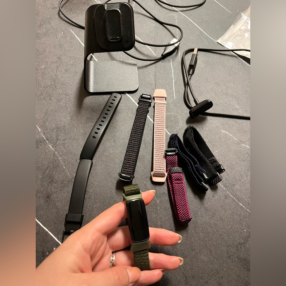 Fitbit Luxe & Accessories